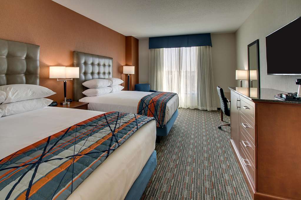 Drury Inn & Suites Iowa City Coralville - photo 40