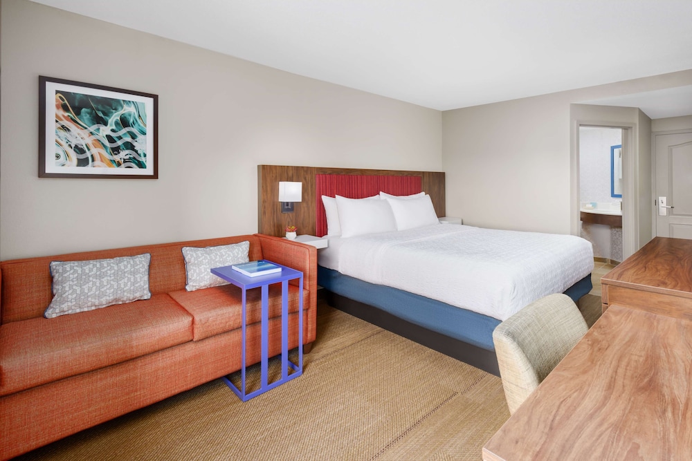Hampton Inn Ft. Lauderdale Cypress Creek - photo 15