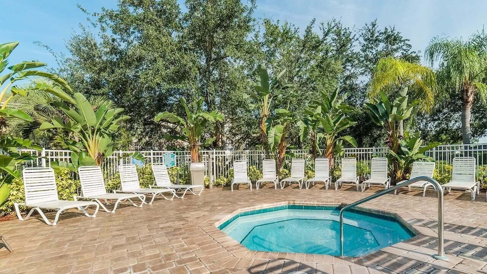 8104 fan Palm way - photo 28