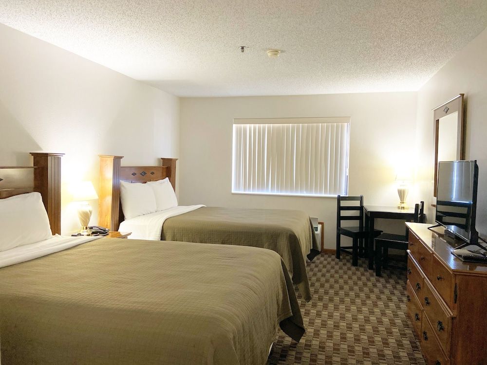 Burke Inn Motel & Suites - photo 14