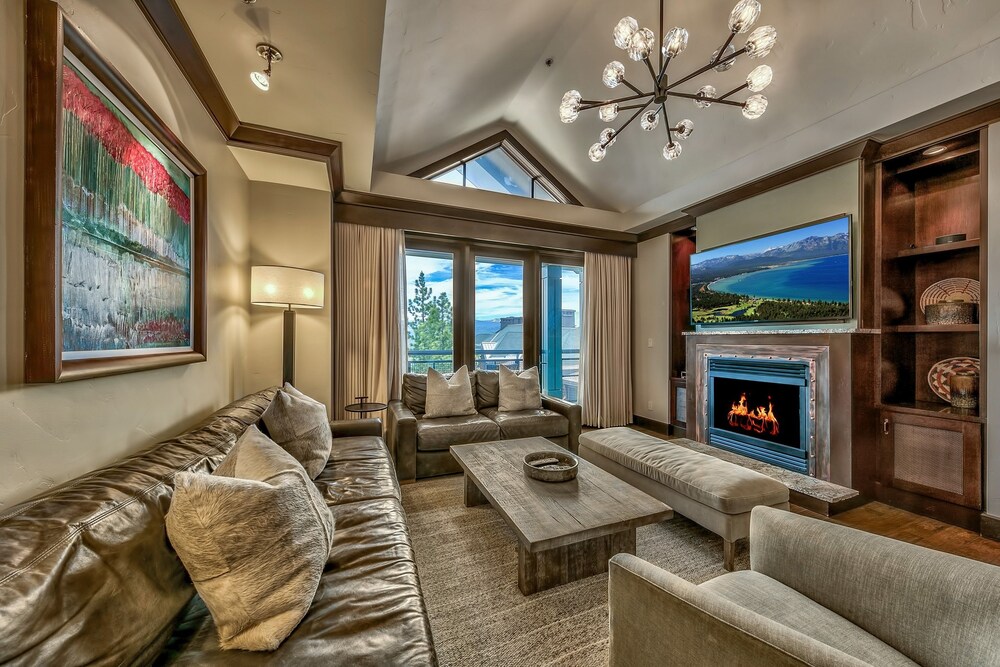 Constellation Residences - photo 19