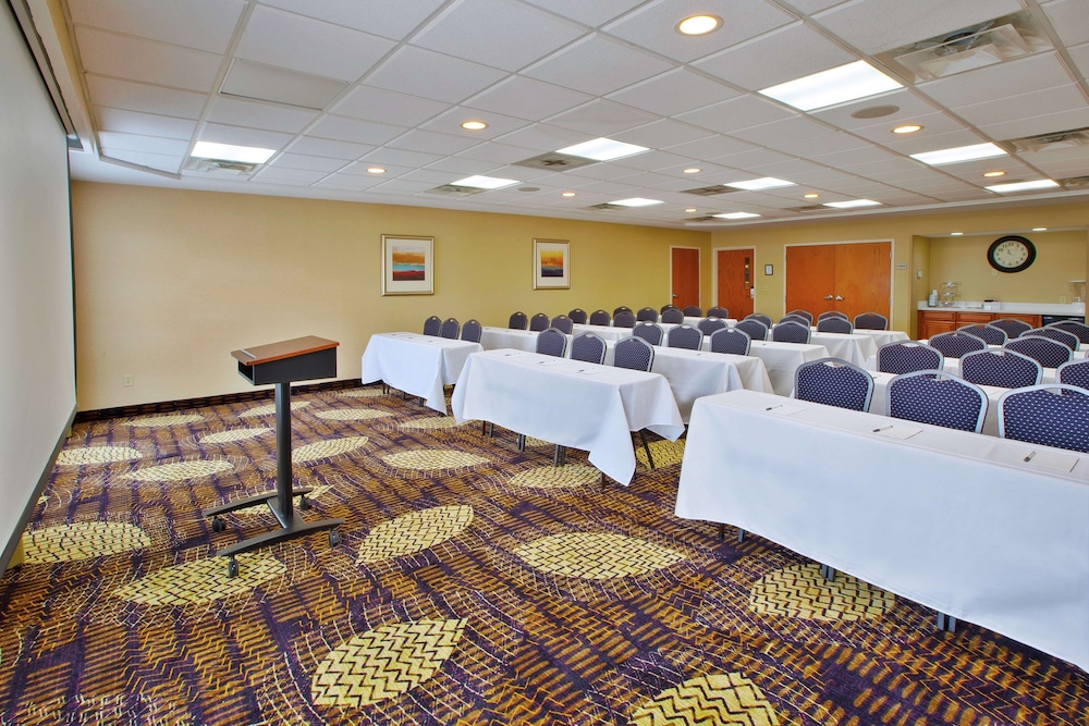 Hampton Inn Commerce Novi - photo 44