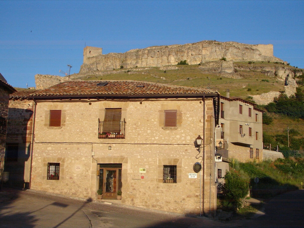 Fonda Molinero — hotel in Atienza