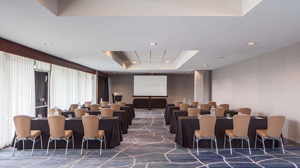 Sonesta Hotel Houston IAH Airport - photo 21