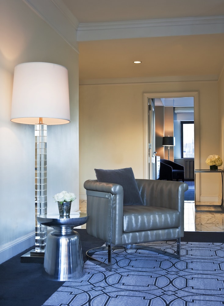 Loews Regency New York Hotel - photo 28