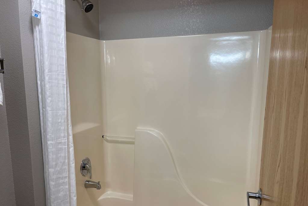 Days Inn by Wyndham Imlay City - photo 21