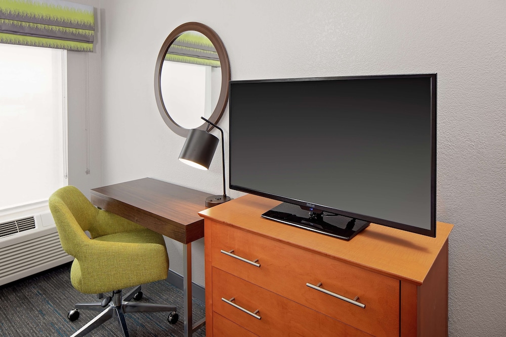 Hampton Inn & Suites Houston Medical Center NRG Park - photo 9