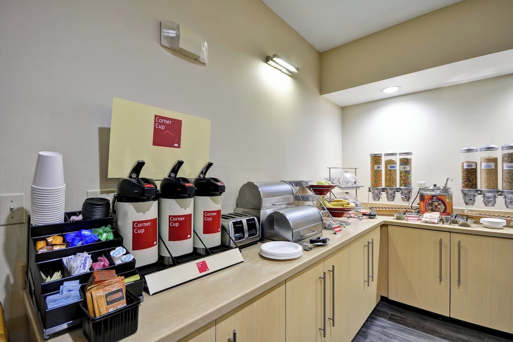 TownePlace Suites by Marriott Sioux Falls - photo 45