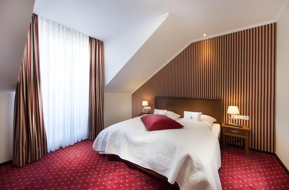 Landgut Ramshof - carbon neutral hotel in Willich