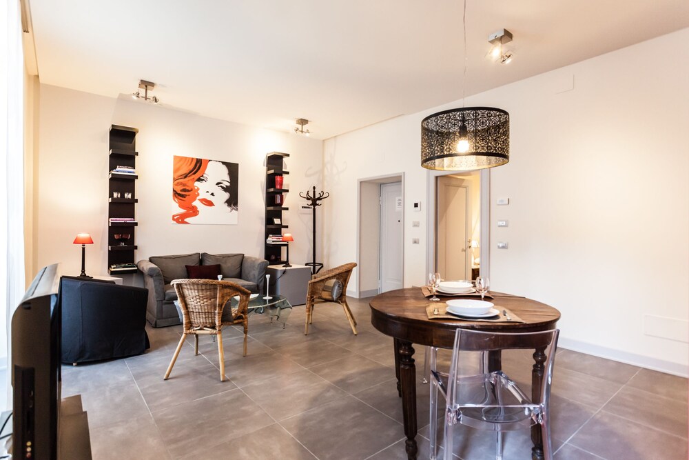 Italianway Monte Nero — Milan