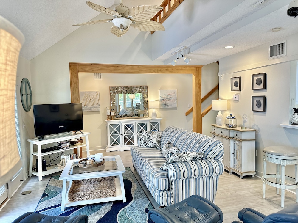 Sun filled Villa With Access To All Resort Amenities 3agt 3 Bedroom Villa - photo 12