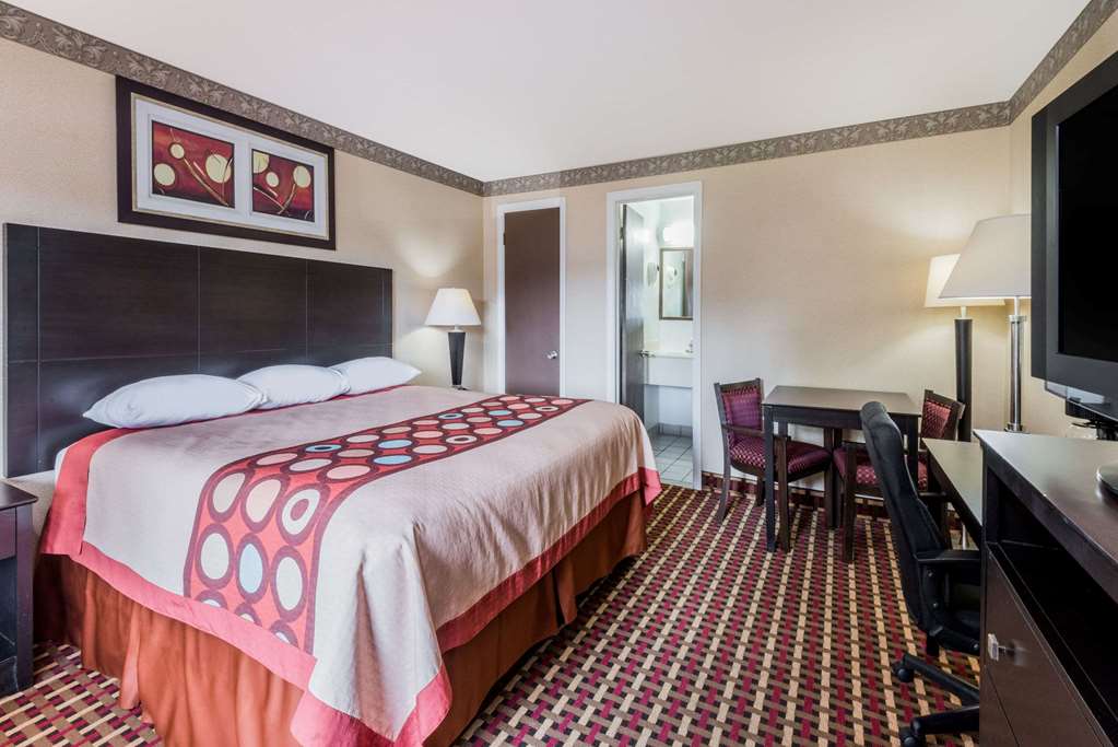 Super 8 by Wyndham Old Saybrook - photo 8