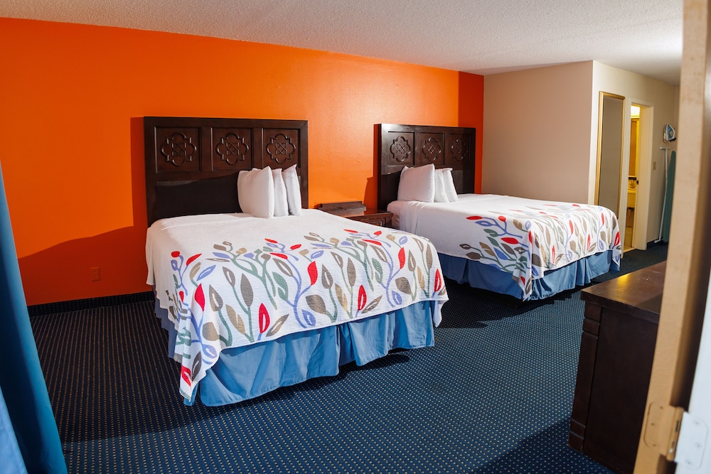 Garnet Inn & Suites Orlando - photo 36
