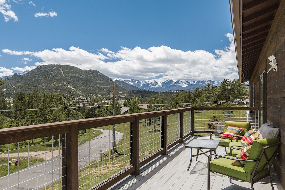 Coyote Mountain Lodge - featured photo