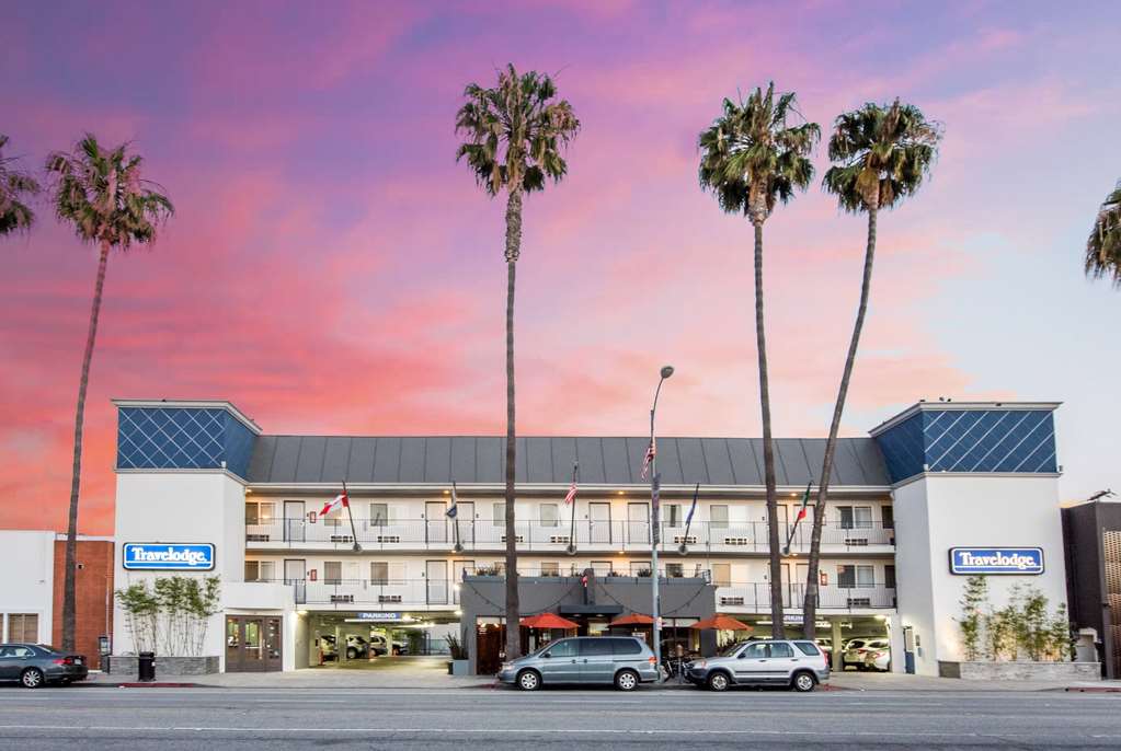 Travelodge by Wyndham Culver City - photo 3