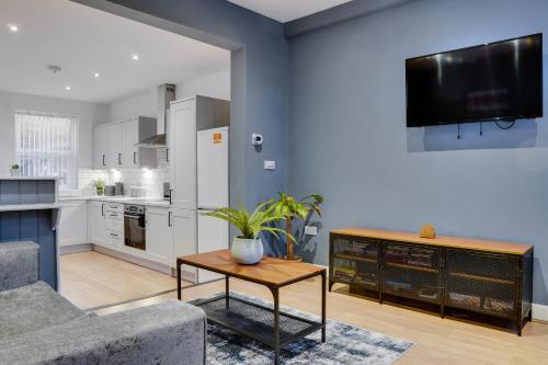 Birkenhead 2 Bedroom House — 4-Star Luxury Hotel in Birkenhead, United Kingdom