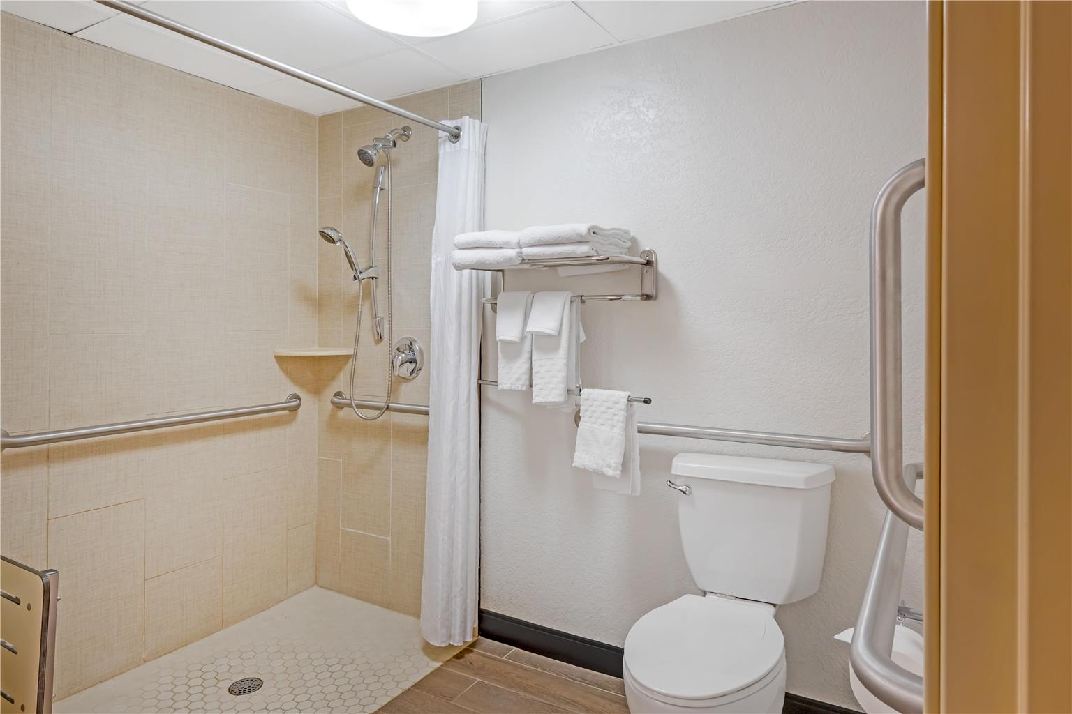Best Western Plus McCall Lodge & Suites - photo 49