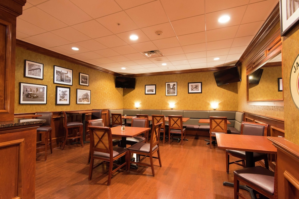 Hilton Garden Inn Bangor - photo 52