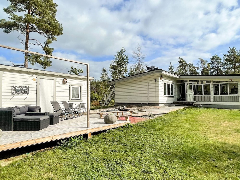 6 Person Holiday Home In Gamleby 22309855 — Gamleby