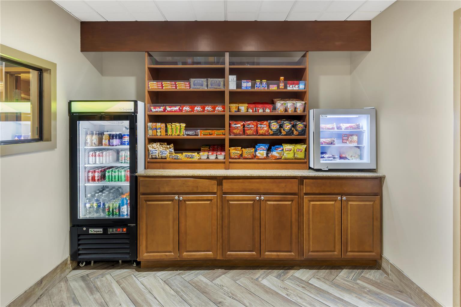 Best Western Plus Suites Greenville - photo 35