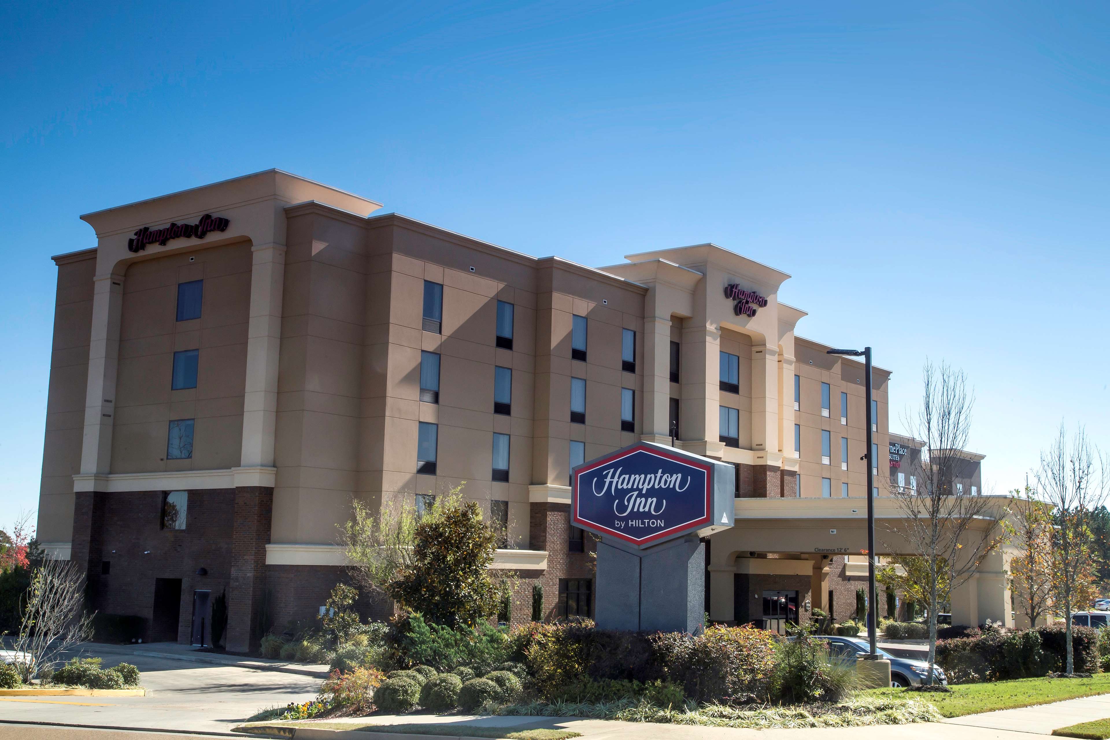 Hampton Inn Oxford Conference Center - photo 3