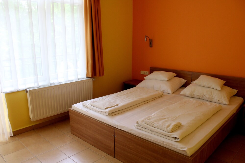 Bf Hotel — Balatonfoldvar — photo 4