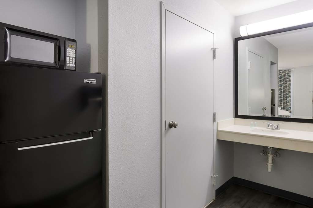 Suburban Studios Hinesville Fort Stewart Area - photo 20