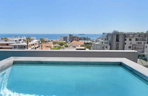 Oceanfront Bliss with Breathtaking Views - last minute hotel in Cape Town