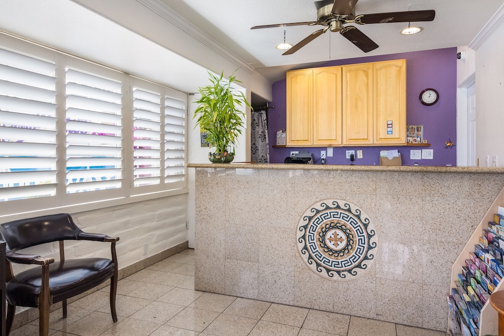 Rodeway Inn near Downtown Monterey - photo 3