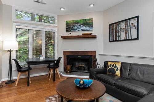 Three Ridges 74 with Wintergreen Advantage - last minute hotel in Roseland