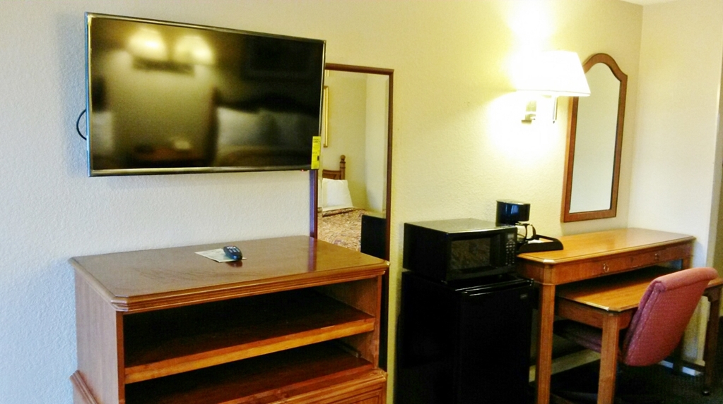Americas Best Value Inn Winnsboro SC - photo 11