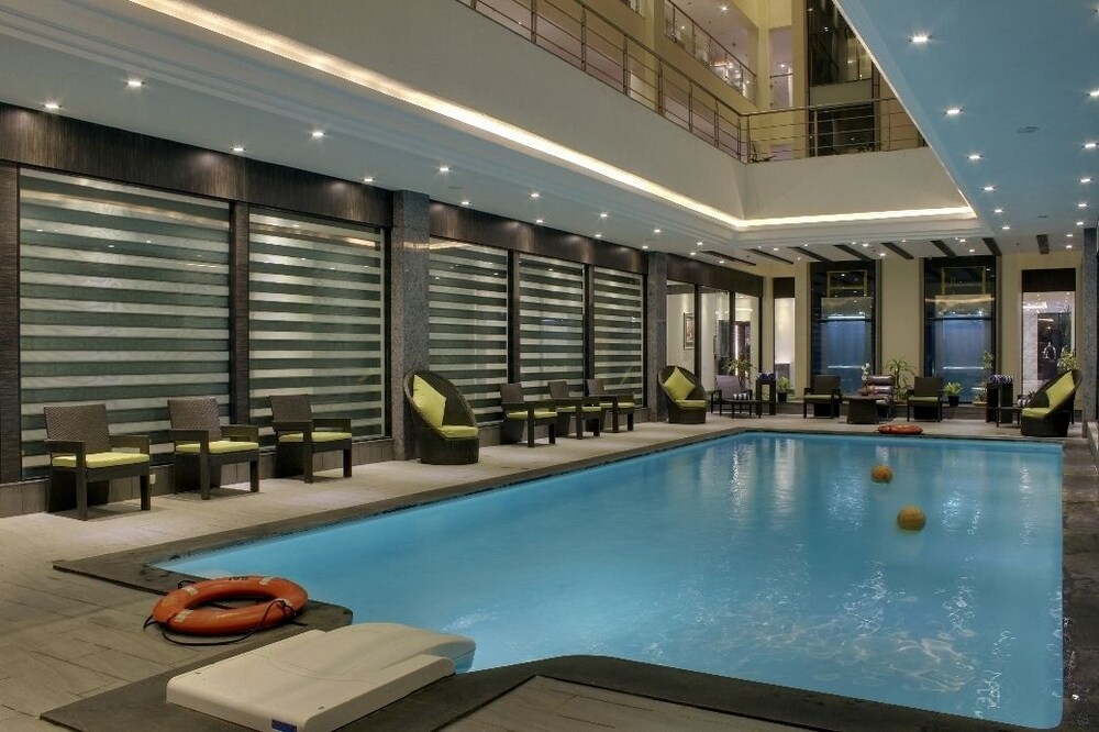 Hotel Suba Grand in Bharuch, India