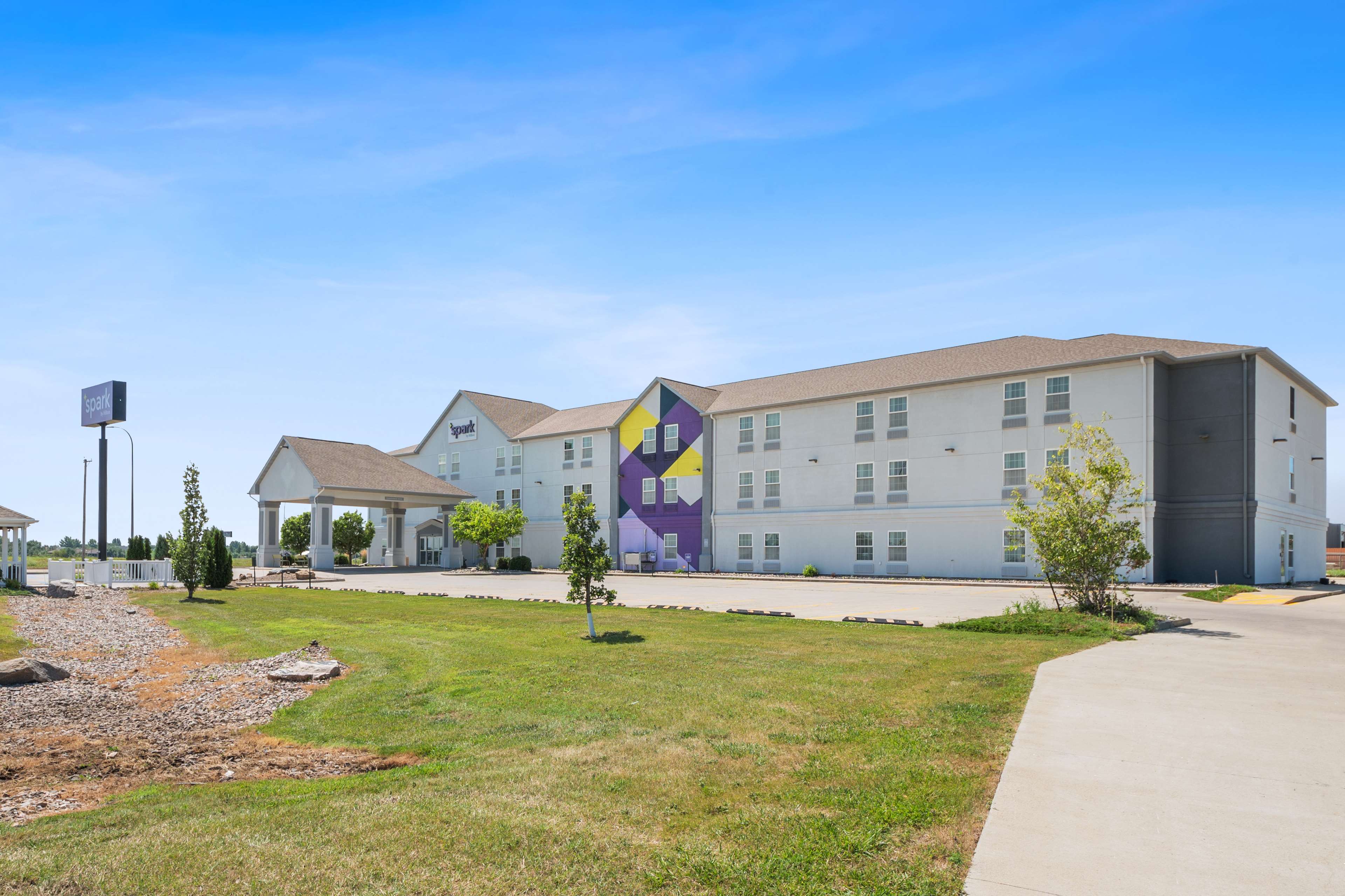 Spark by Hilton Minot — hotel in Minot
