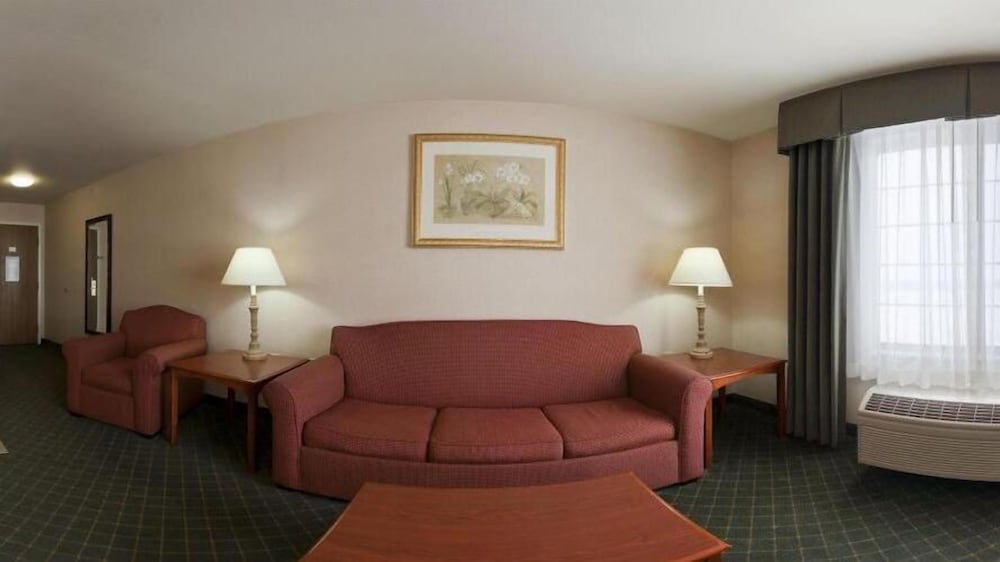 Holiday Inn Express Lebanon by IHG - photo 18