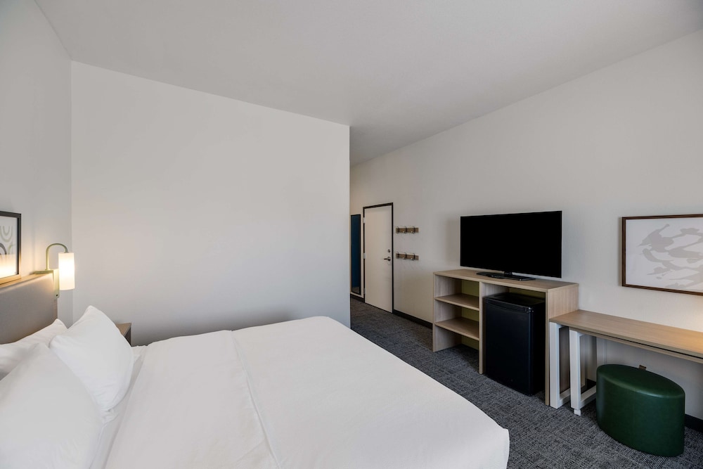 Spark by Hilton Midland South - photo 5