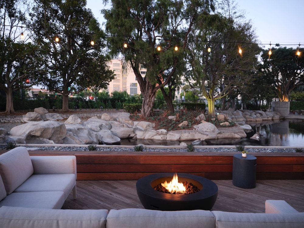 Hotel Fera Anaheim a DoubleTree by Hilton - photo 42