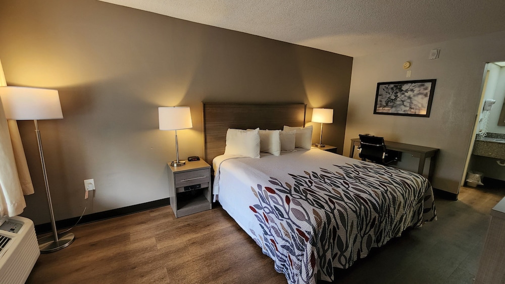 Red Roof Inn Perry - photo 13