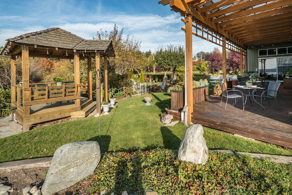 Camano Island Inn - photo 32