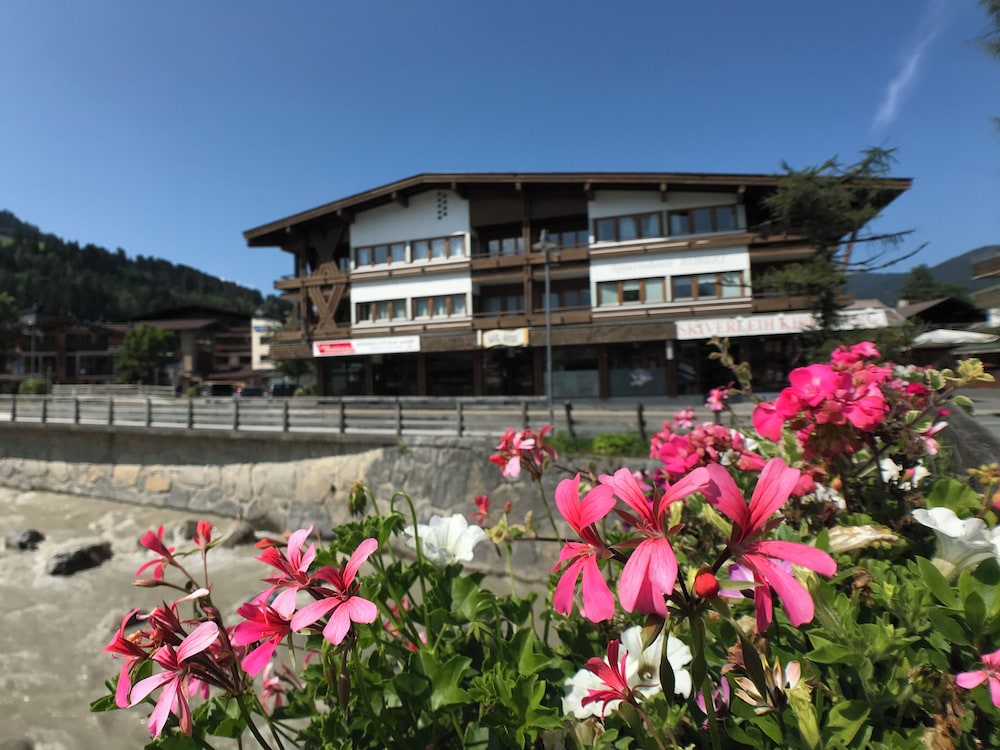 Appartements Robert Hotel Bechlwirt in Kirchberg In Tirol, Austria