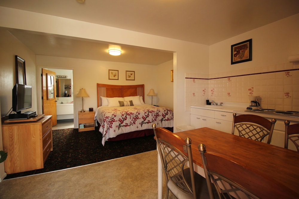 Mariner's Cove Inn - photo 9