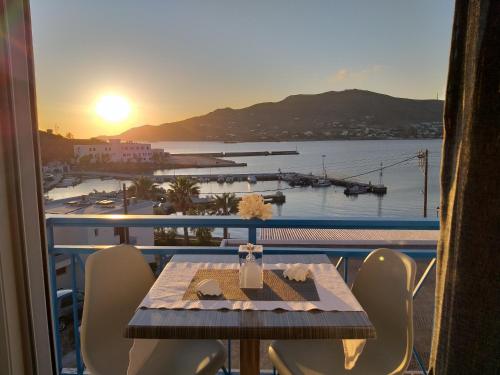 Meltemi — Ano Syros