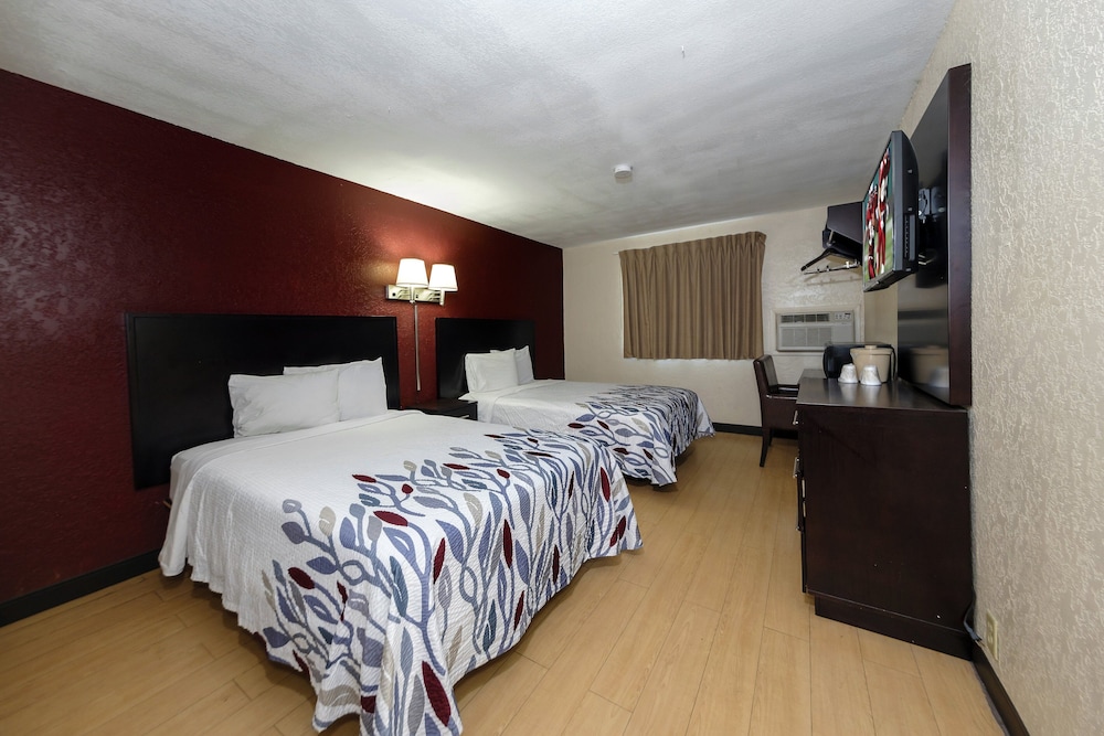 Red Roof Inn Jacksonville Cruise Port - photo 15