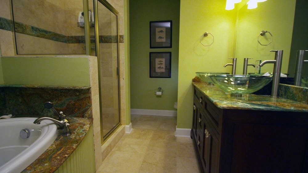 Grand Panama Beach Resort by Emerald View Resorts - photo 34