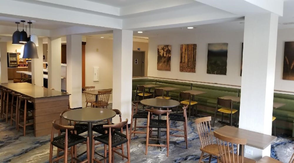 Fairfield Inn & Suites by Marriott Mt. Vernon Rend Lake - photo 30
