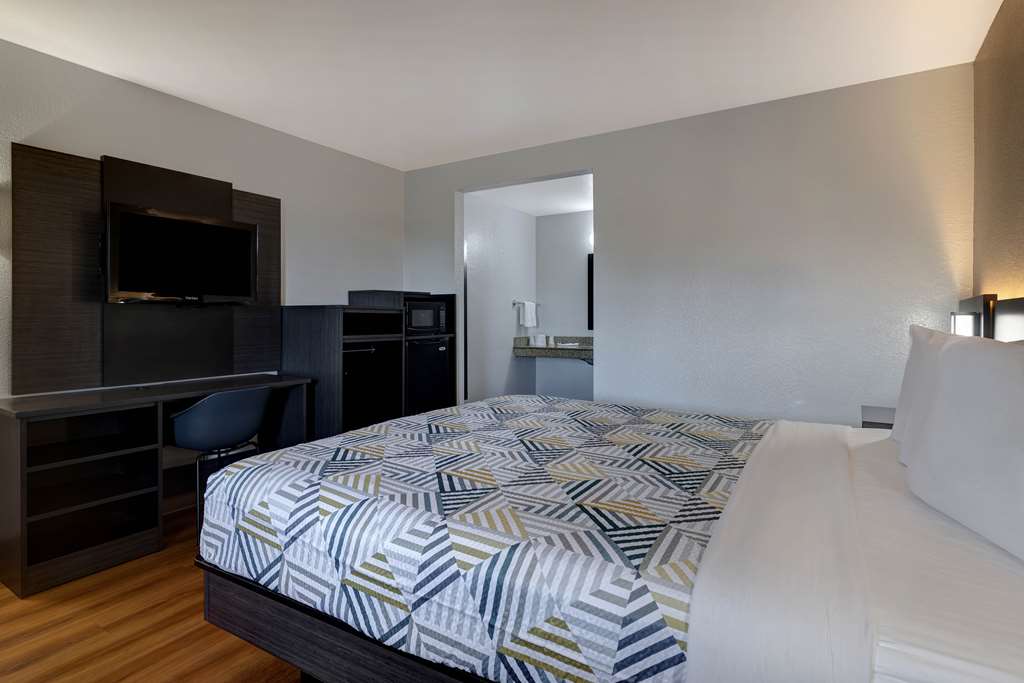 Motel 6 Buttonwillow CA Central - photo 7