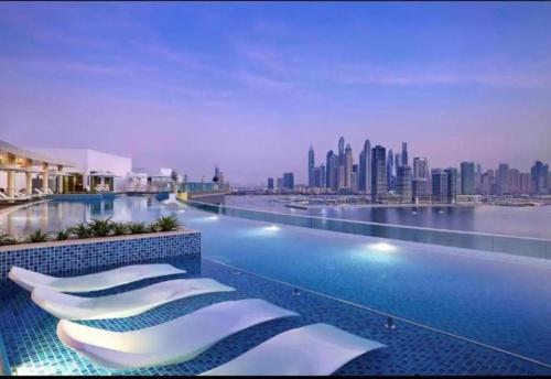 Seven Hotel and Apartment Chic Studio in the Palm - last minute hotel in Dubai