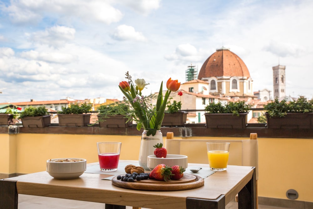 Relais Luce Florence — 4-Star Luxury Hotel in Florence, Italy