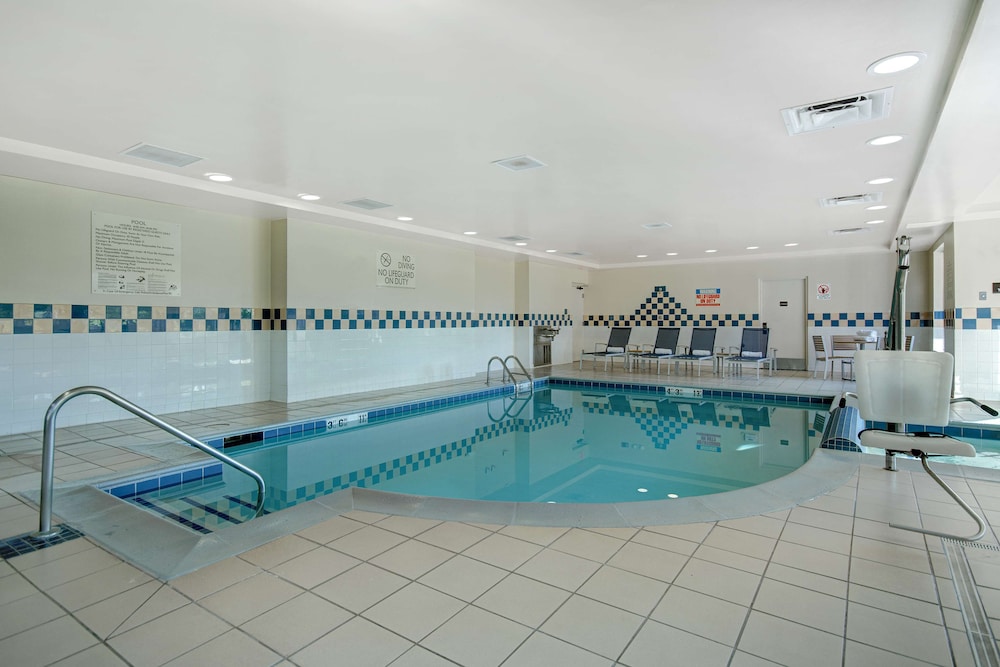 Hilton Garden Inn Detroit Metro Airport - photo 31