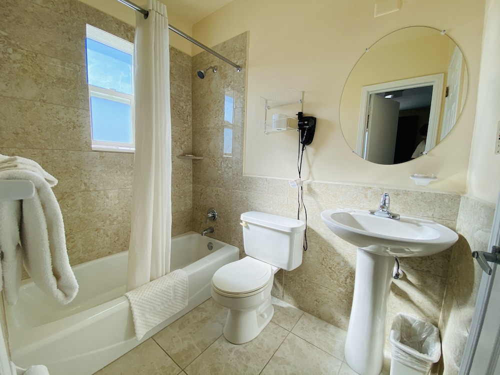 A1a Super Inn - photo 15
