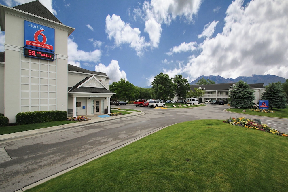 Econo Lodge Murray - photo 29
